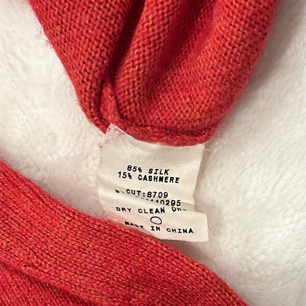 Max Studio Sweater Size M - Picture 4 of 7